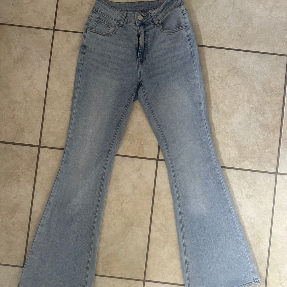 Classic Light Blue Women's Jeans